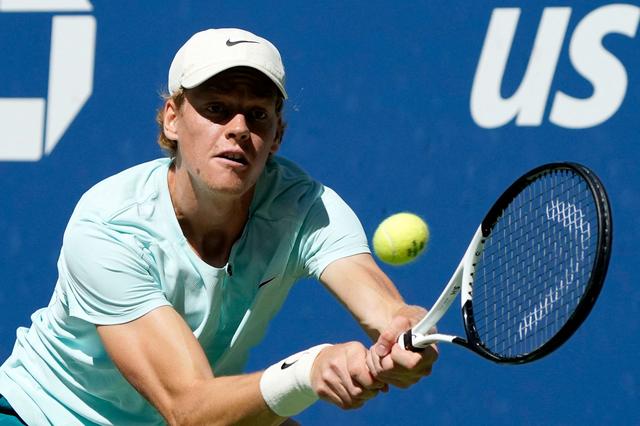 她的状态产 她的状态产