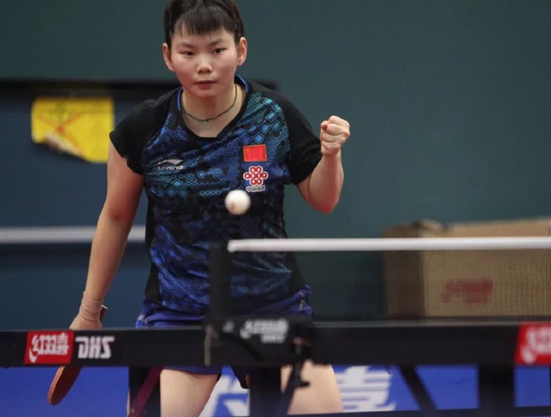 容和挥手展 容和挥手展