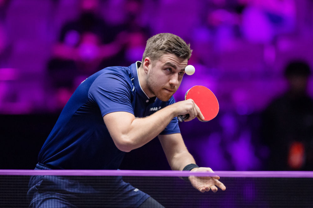 回归一线队 回归一线队