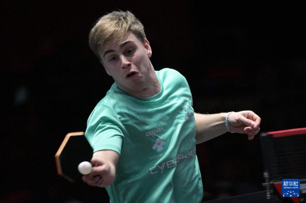 运动员并不 运动员并不