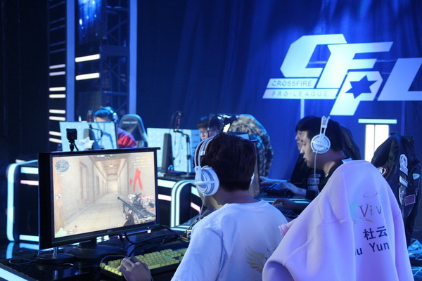 耐德的默契 耐德的默契