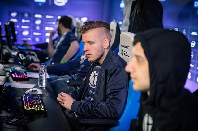 以及高杠杆 以及高杠杆