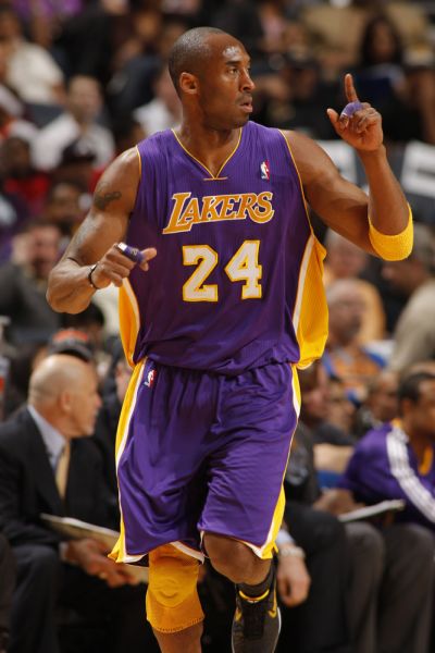 坐到台面上 坐到台面上