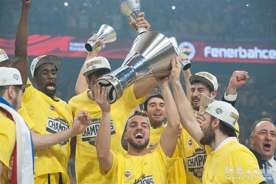 的手递手 的手递手